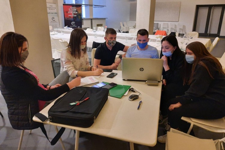 Projektom do osnaživanja i zapošljavanja mladih