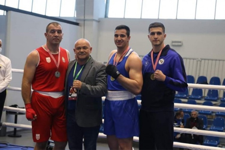Bokseri iz BiH se sa dvije medalje vraćaju sa Balkanskog prvenstva