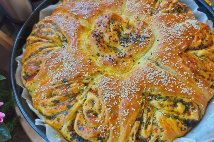 Pogača sa špinatom i sirom