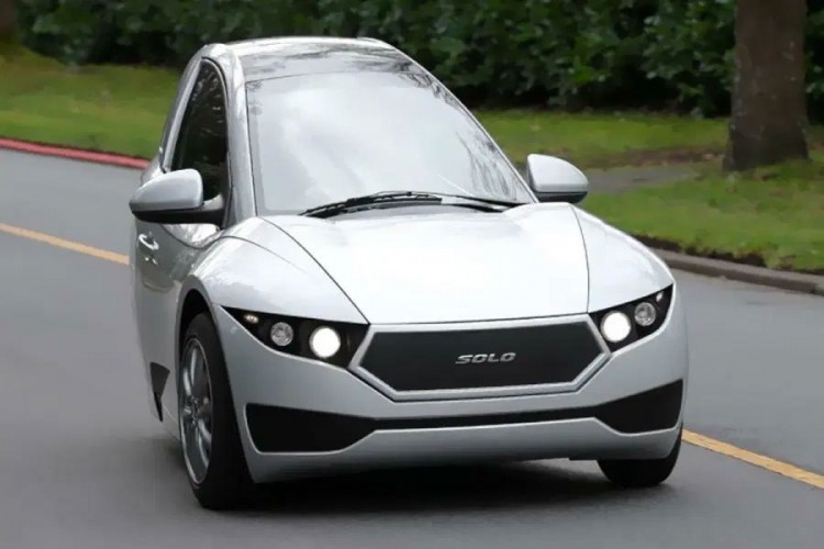 Electra Meccanica Solo - električni tricikl dometa 160 km