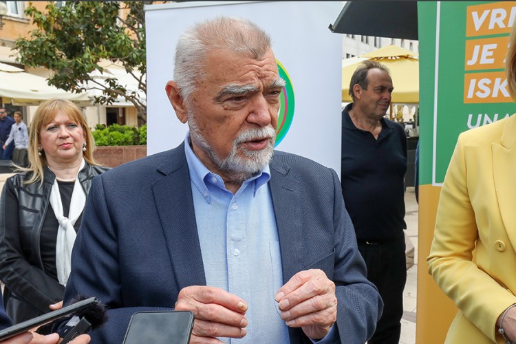 Mesić: Plenković i Milanović su kao dva jarca na brvnu