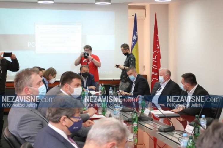 Hadžikadić: Predstavnici stranaka podržali inicijativu SDP-a