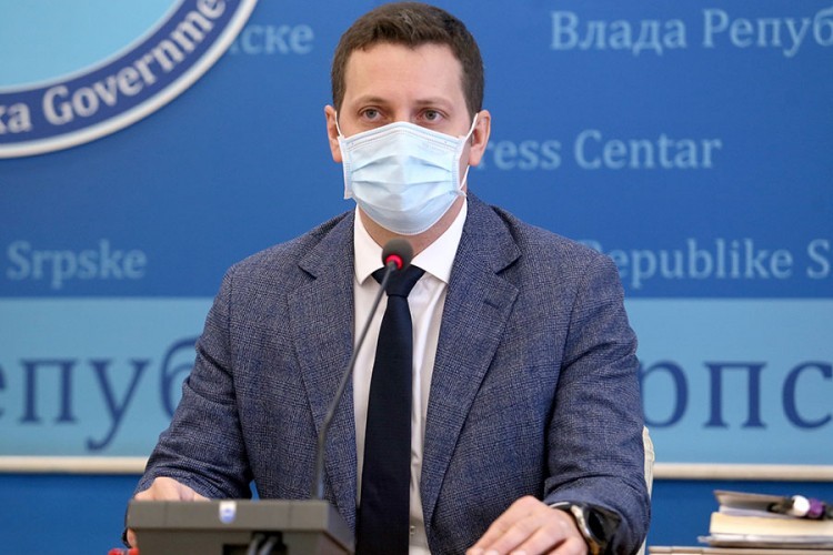 Ublažene mjere u RS: Kafići rade do ponoći, dozvoljeno okupljanje do 100 ljudi