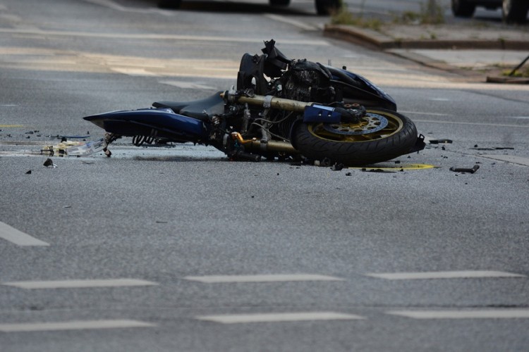 Teško povrijeđen motociklista u Kaknju