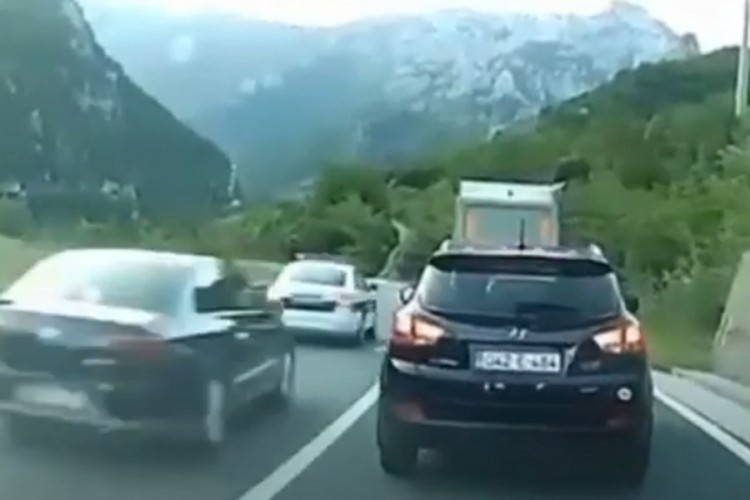 Mediji: Novalić pod rotacijom preko pune - žurilo mu se sa utakmice