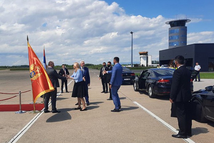 Predsjednica Srpske ispratila delegaciju Crne Gore