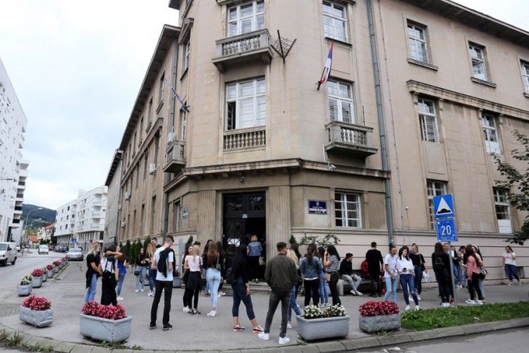 Đake u RS čekaju nova, ali i deficitarna zanimanja
