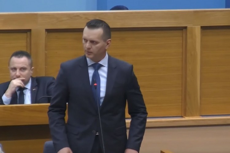 Stanivuković: Pozivam Viškovića da smijeni Lukača