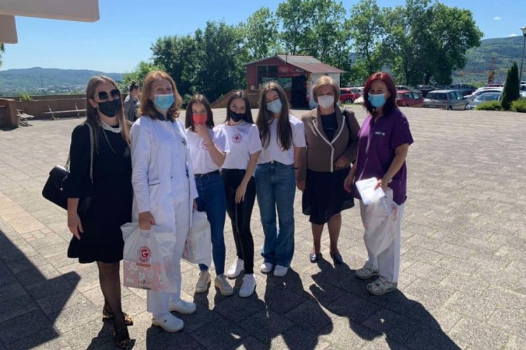 Uručena tri inhalatora za najmlađe pacijente