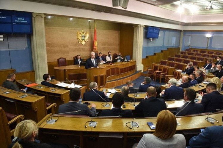 Većinske partije u Crnoj Gori pozvaće Krivokapića na razgovor