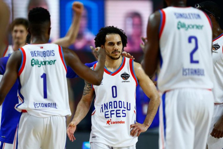 Najveće kvote u Mozzartu: Efes 1,80, Nant 2,20, Valjekano 1,70