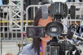 Snimala reportažu u svingerskom klubu - pa im se pridružila