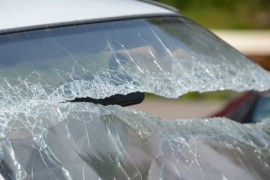 Vozilo sletjelo sa puta, jedna osoba prevezena u bolnicu