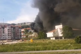 Nakon roštilja izbio požar, izgorjele dvije kuće