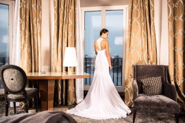 Vic dana: Mlada čekala u hotelskoj sobi