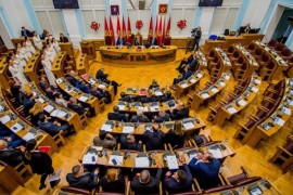 Konatar: "Crno na bijelo" neće smjenjivati vladu Krivokapića