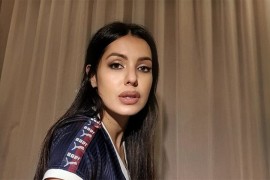 Tanja Savić sa sinovima nakon godinu i po dana