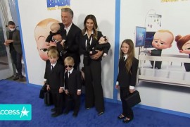 Alek Boldvin na premijeru došao sa suprugom i šestoro djece