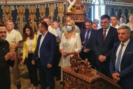 U manastiru Sase služen parastos poginulim srpskim vojnicima