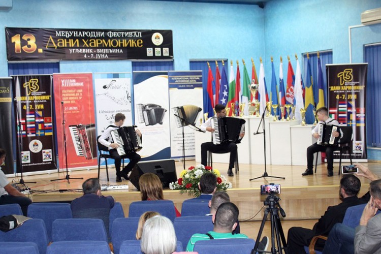 "Dani harmonike" okupili takmičare iz 13 zemalja