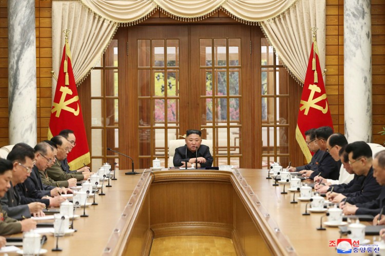 Kim Jong Un priznaje teško stanje u zemlji? Zakazao sastanak s vrhom partije