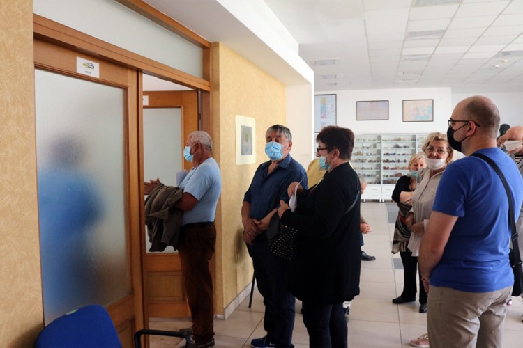 Vakcinacija za sve zainteresovane u Mrkonjić Gradu