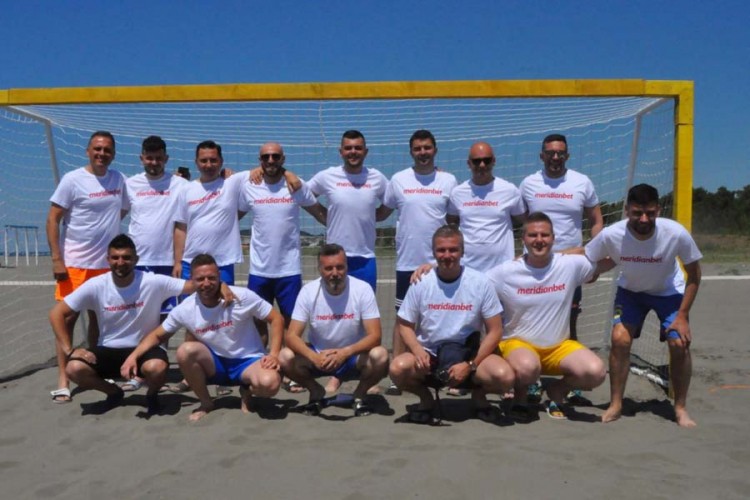 Sportski novinari BiH osvojili trofej uz podršku kompanije Meridian
