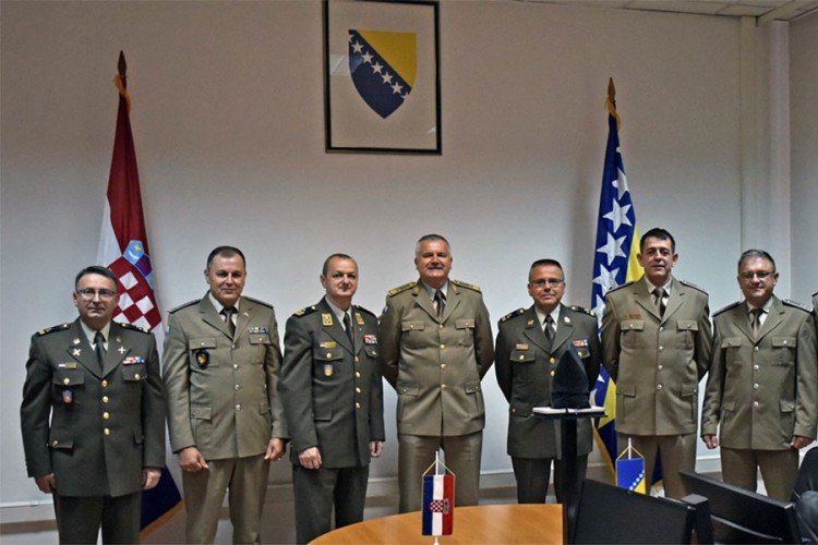 Potpisan tehnički sporazum o saradnji OS BiH i Hrvatske