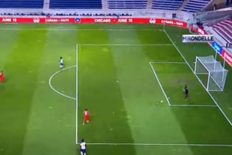 Golman nasmijao svijet: Da li je ovo najbizarniji autogol ikada?