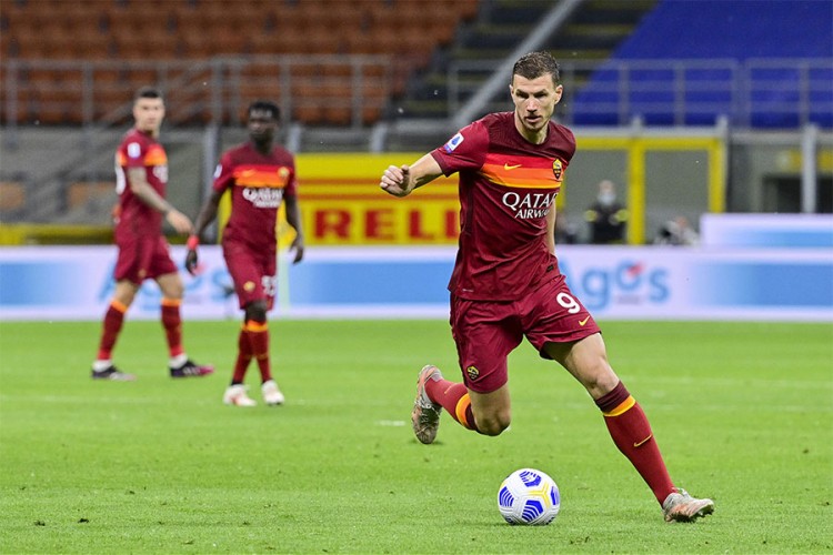 Edin Džeko ipak ne potpisuje za Fenerbahče (ISPRAVLJENO)