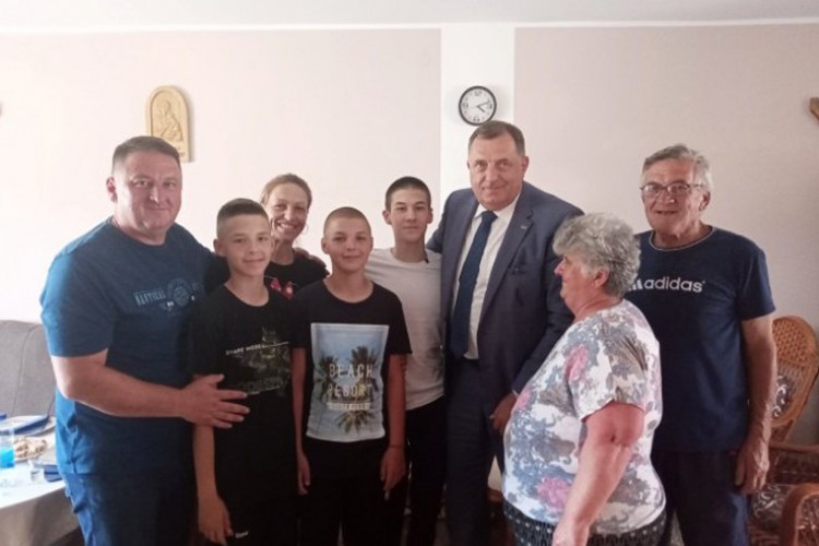 Dodik u posjeti mladom sportisti s invaliditetom: Prvi susret, ali ne i posljednji