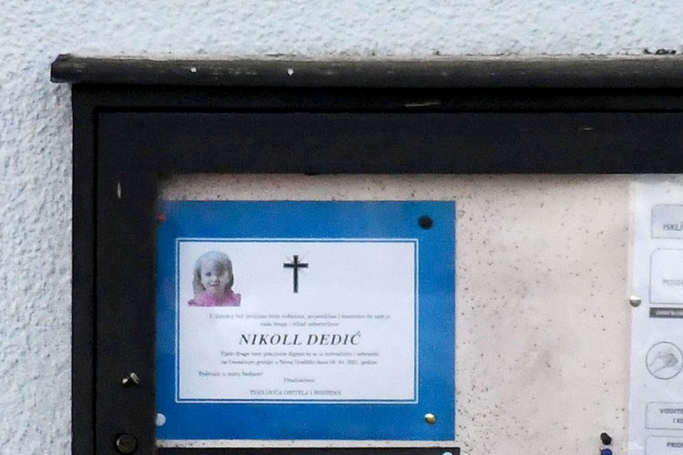 Majka djevojčice Nikol pretučene nasmrt puštena na slobodu, javnost ogorčena