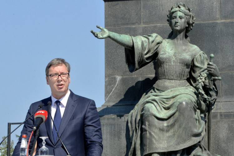 Vučić: Vidovdan - dan kada se vidi ko je vera, a ko nevera