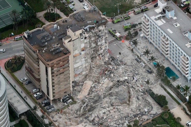 Broj poginulih nakon rušenja zgrade porastao na 16