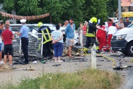 Težak udes kod hotela "Banjaluka", ima povrijeđenih