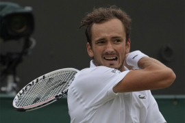 Medvedev ispao, Federeru olakšan put