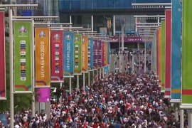 Ludnica u Londonu: Engleski navijači okupirali Vembli