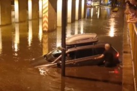 Suboticu pogodilo jako nevrijeme, automobili ostali zaglavljeni u vodi