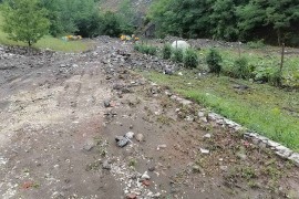 U toku sanacija i sumiranje štete nakon poplave, u kućama i voda i ...