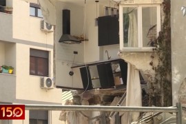 Dramatični prizori na Vračaru: Zgrada se i dalje urušava, kuhinja ...