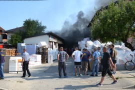 Izgorjelo skladište, šteta procijenjena na više stotina hiljada ...