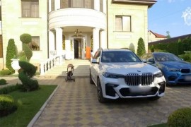 Šef policije tvrdi da nije uzimao mito i da mu je žena palatu ...