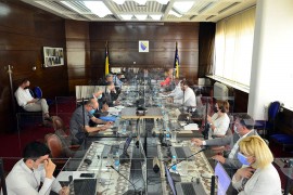 Vlada FBiH: U toku završne pripreme za isporuku 500.000 vakcina ...