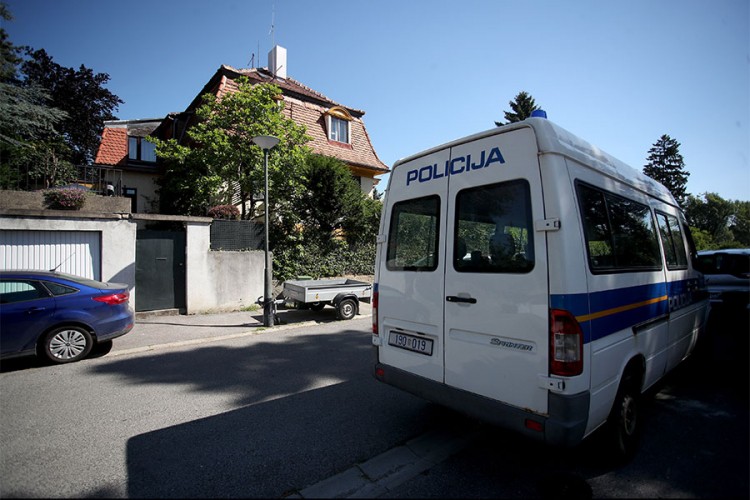 U Zagrebu uhapšeno još osam preduzetnika i dva zaposlena u upravi Grada