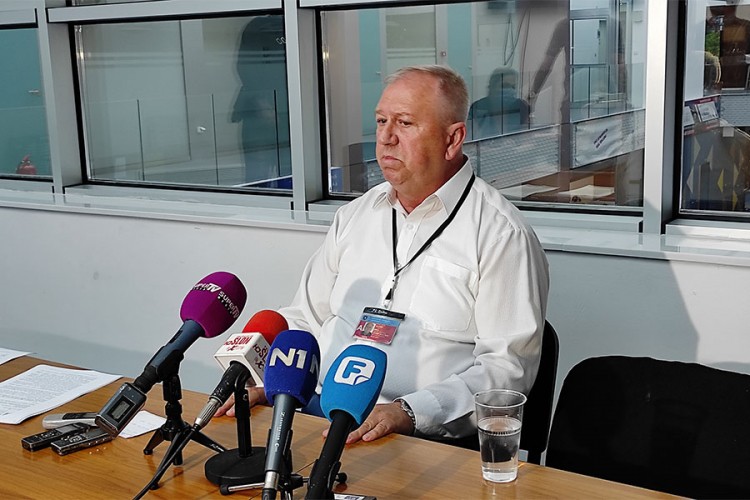Vlada TK smjenjuje direktora Mađunarodnog aerodroma Tuzla, on najavio tužbu