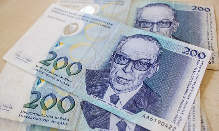 Isplaćeno 13 miliona KM podsticaja za povećanje plata radnicima