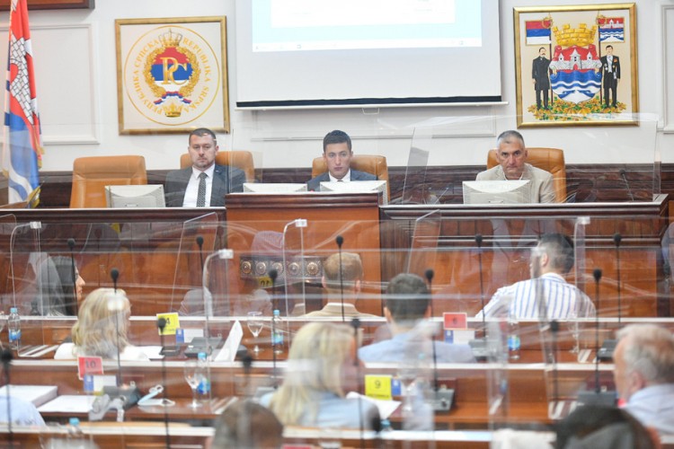 Banjalučkim penzionerima 20 odsto jeftinije mjesečne karte
