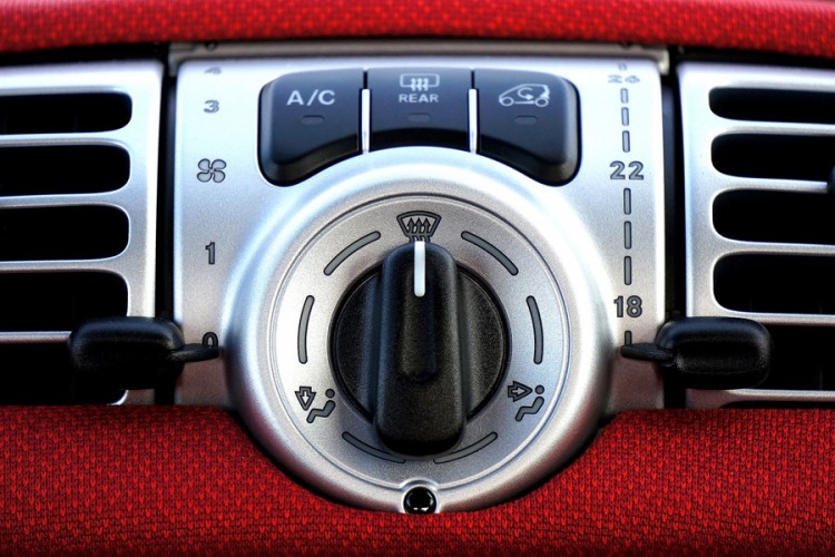 Koliko snage gubi vaš auto ako vozite s upaljenom klimom?
