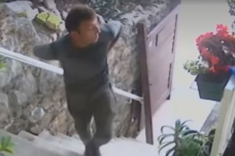 Uhapšen mladić koji je brutalno napao dvije žene u Splitu