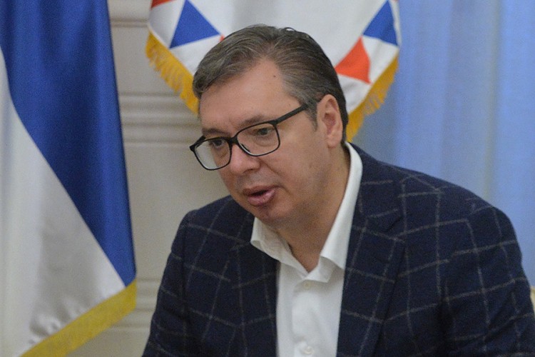 Vučić: Vojska Srbije neophodna kao garant očuvanja mira